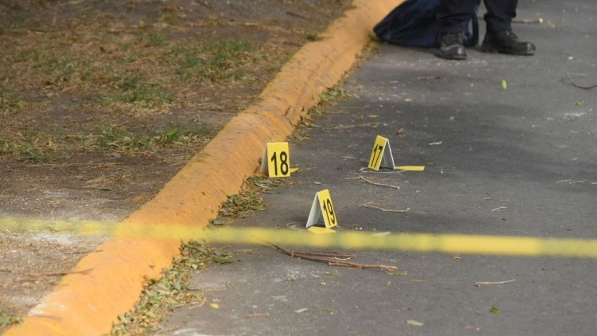 Sobre las aguas de un arroyo, es localizado un hombre sin vida; fue golpeado en la cabeza