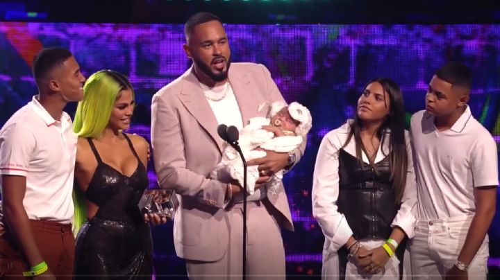 Vida Isabelle, la hija de Natti Natasha y Raphy Pina conquista el escenario de Premios Juventud