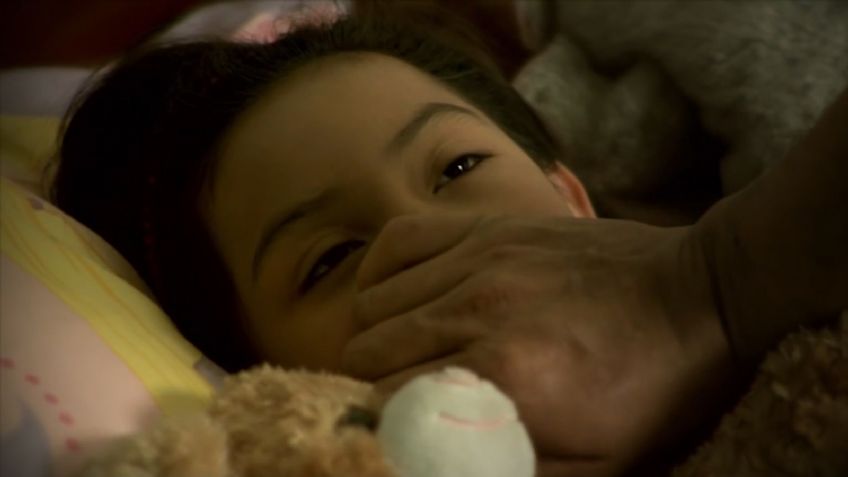 Tras fuerte dolor en su zona íntima, llevan a una niña al doctor; su padre y hermanos abusaban de ella