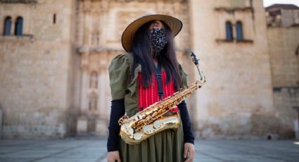Colectivo feminista mixteca, en contra de Badabun por clip en favor de agresor de saxofonista