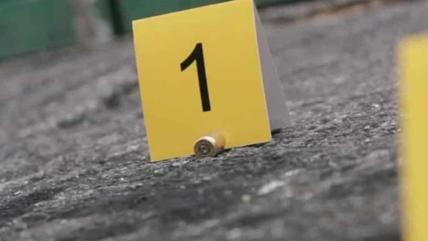 Brutal feminicidio: A la orilla de una brecha, hallan el cuerpo de una mujer; tenía un balazo en la cara