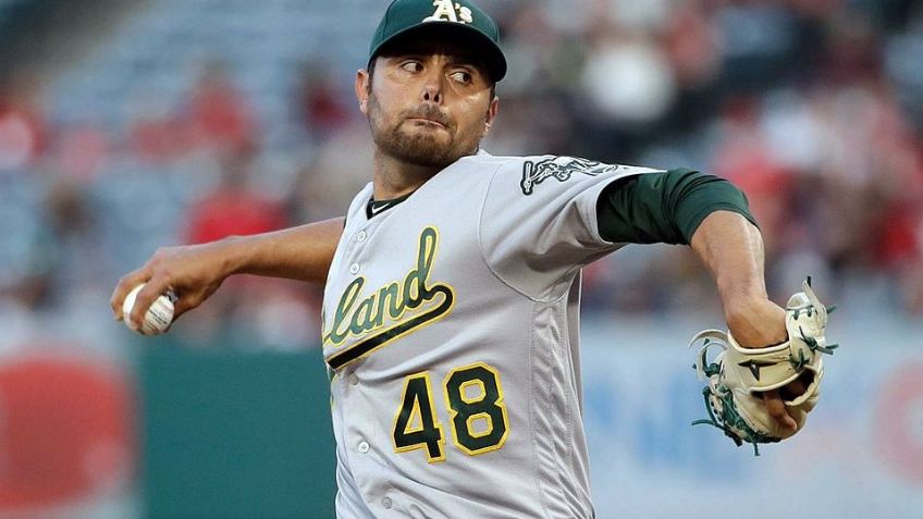 Soria suma uno más; el lanzador mexicano es cambiado a los Azulejos de Toronto