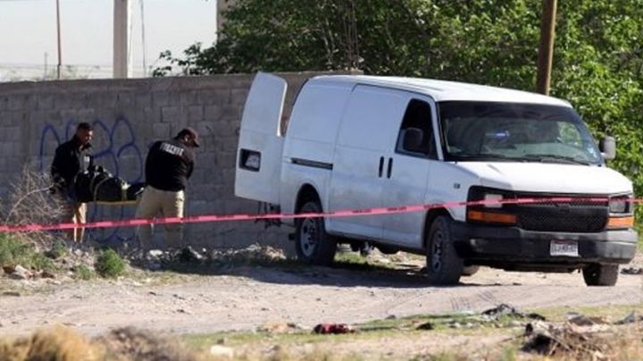 De terror: Hallan cuerpo a plena luz del día; lo maniataron, balearon y dejaron con soga en el cuello