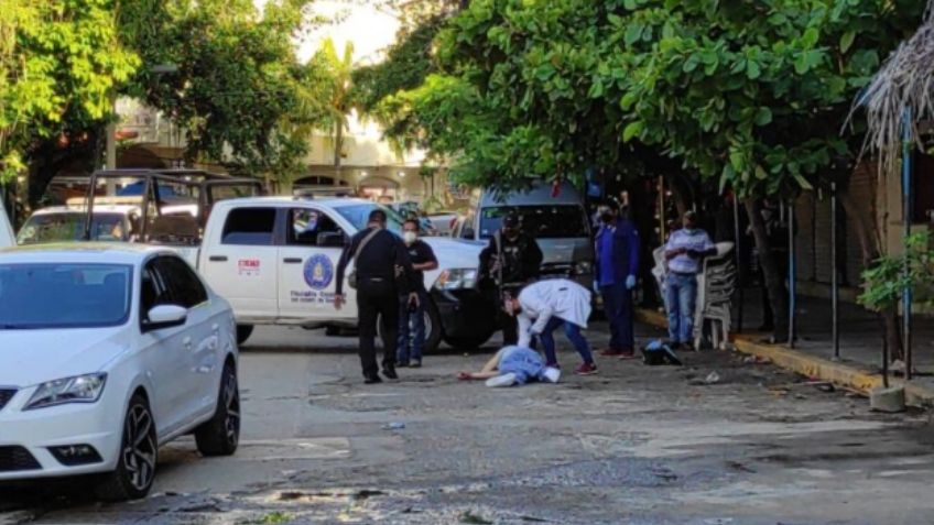 Asesinan a un hombre a tiros; su cuerpo quedó tendido a un costado de su automóvil