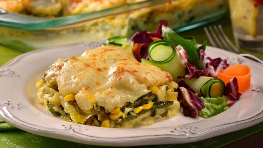 ¡Más rico, imposible! Disfruta de este pollo en crema poblana; te dejará impresionado