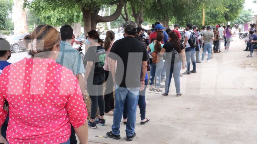 Con largas filas, arranca vacunación para personas de 29 a 18 años en la zona rural de Cajeme