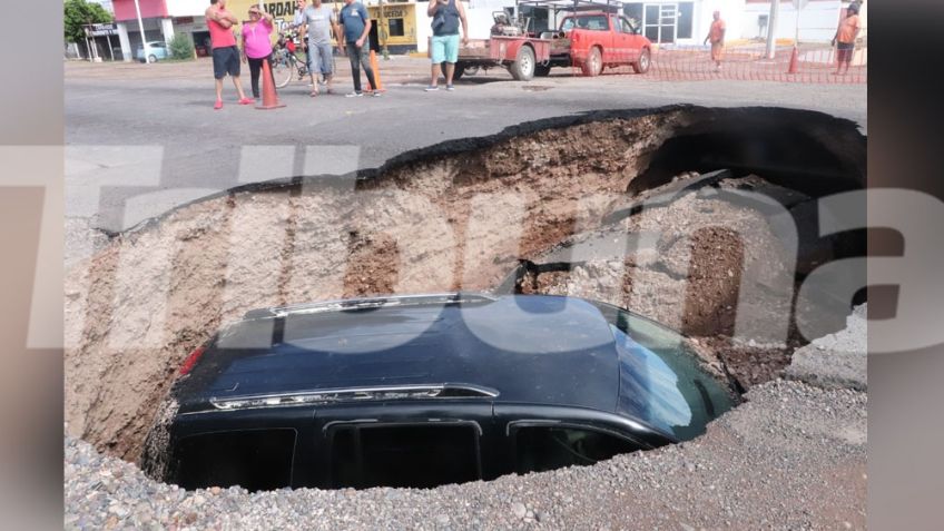 Titular de Desarrollo Urbano en Cajeme acusa de vandalismo la aparición de socavón