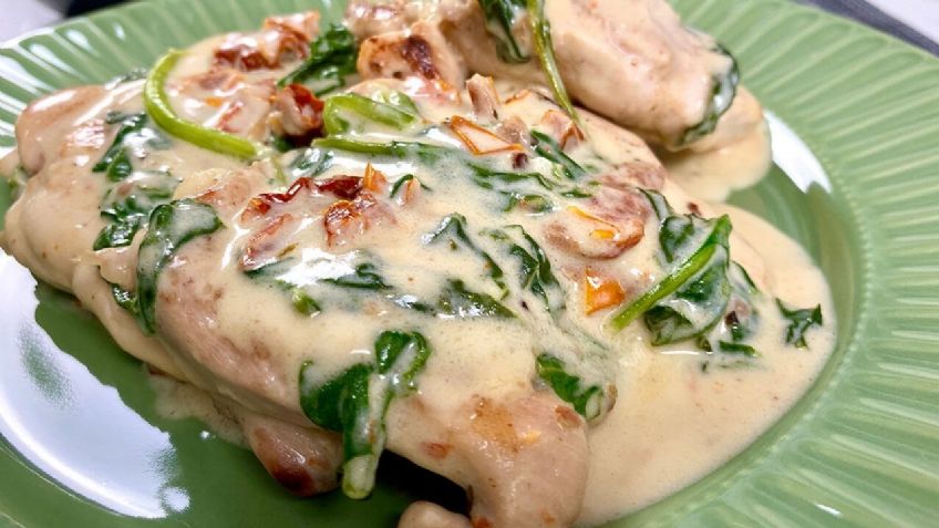 Receta fácil: Deleita a tu paladar con este pollo en salsa cremosa de jitomate