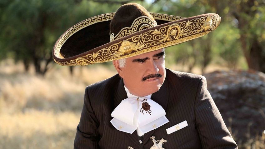 Débil e intubado: Dan inesperada noticia en Televisa sobre grave salud de Vicente Fernández