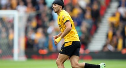 Raúl Jiménez tiene amargo regreso; Wolvehampton cae ante Leicester en el inicio de la Premier