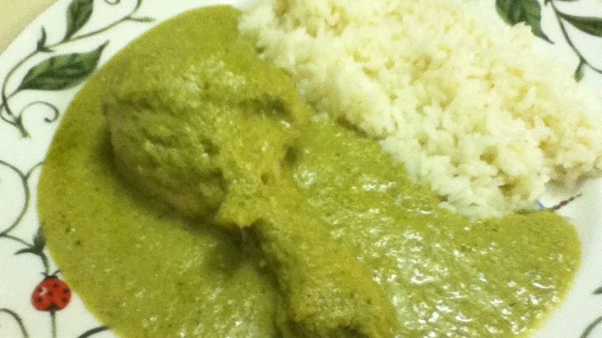 ¡Un deleite al paladar! Descubre cómo preparar este rico pollo con salsa de pistache