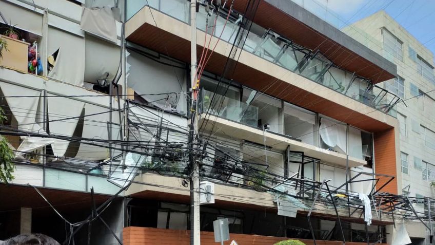 (VIDEO) "¡Busquen más gente!": Así fue el rescate de víctimas tras la brutal explosión en CDMX