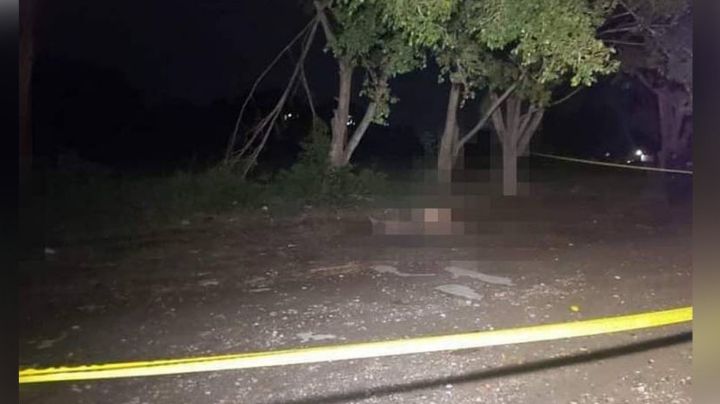 A la orilla de la carretera, abandonan el cuerpo humano; fue cortado en pedazos y embolsado