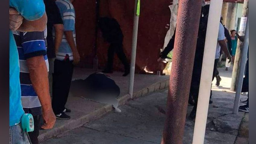 Pánico en Veracruz: Pistoleros a bordo de un auto privan de la vida a un hombre