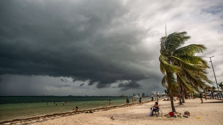 'Grace' se degrada tras su paso por Veracruz; se dirige a la Ciudad de México