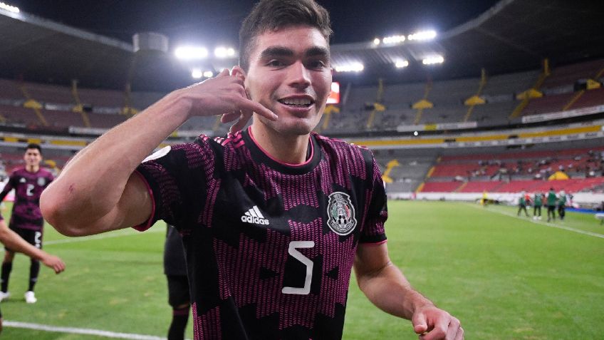 Johan Vásquez hizo falta: Inter golea al Genoa en el inicio de la Serie A