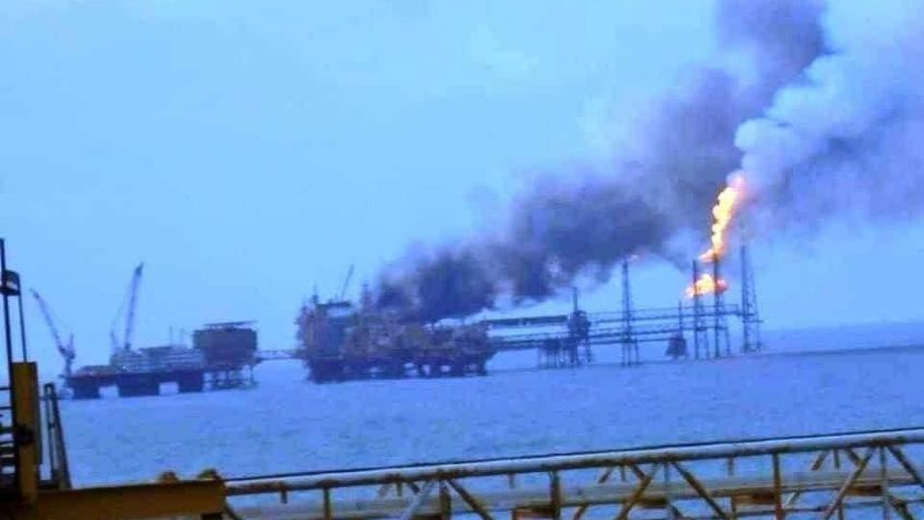 Ascienden a 5 los muertos por el incendio en una plataforma de Pemex en Campeche