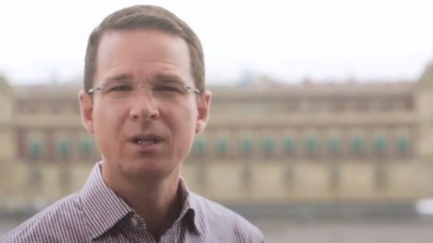 FGR acusa a Ricardo Anaya de "entregar el patrimonio petrolero de México a extranjeros"