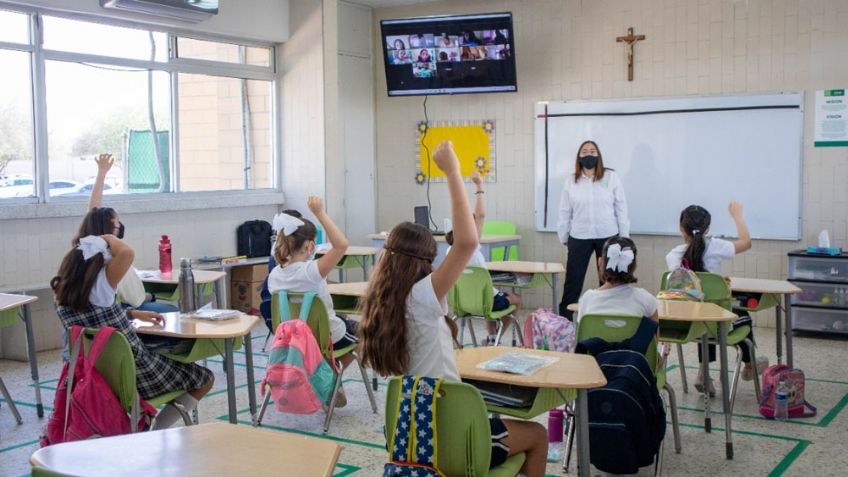 Sonora: Pese a incremento de casos de Covid-19, niños regresan a las aulas; padres de familia reaccionan