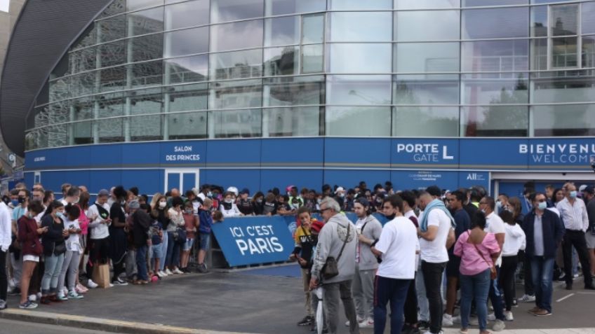 Lionel Messi desata la locura de aficionados del PSG; lo esperan en el Parque de los Príncipes