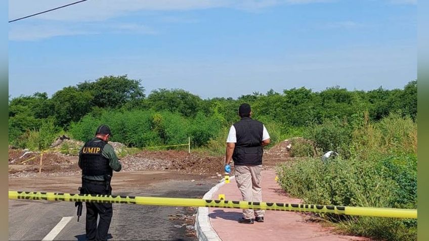 Pánico en Culiacán: A un costado de la carretera, localizan un cuerpo en estado putrefacto