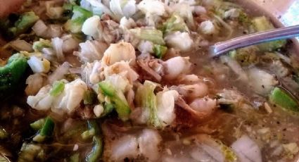 Da el Grito de Independencia con este exquisito pozole de pollo al estilo Guerrero