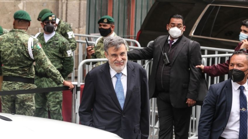 (VIDEO) Así se despidió Julio Scherer del gabinete de AMLO: "Se pudo hacer un trabajo bueno"