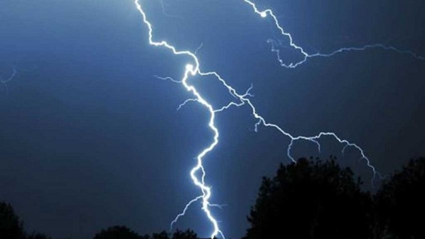 ¡De no creerse! Tras ser golpeado por un rayo, perece José Luis en plena vía pública