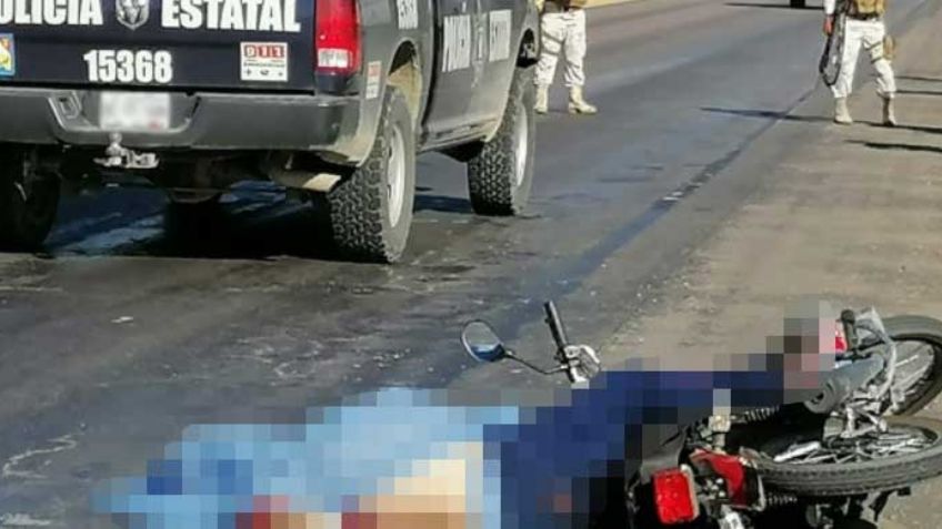 Comando armado intercepta y acribilla a motociclista en carretera Pitiquito-Caborca