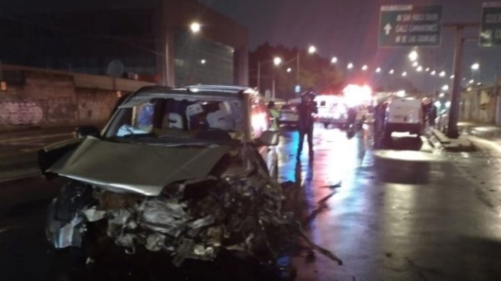 CDMX: Brutal choque entre dos autos en Azcapotzalco deja saldo de un muerto