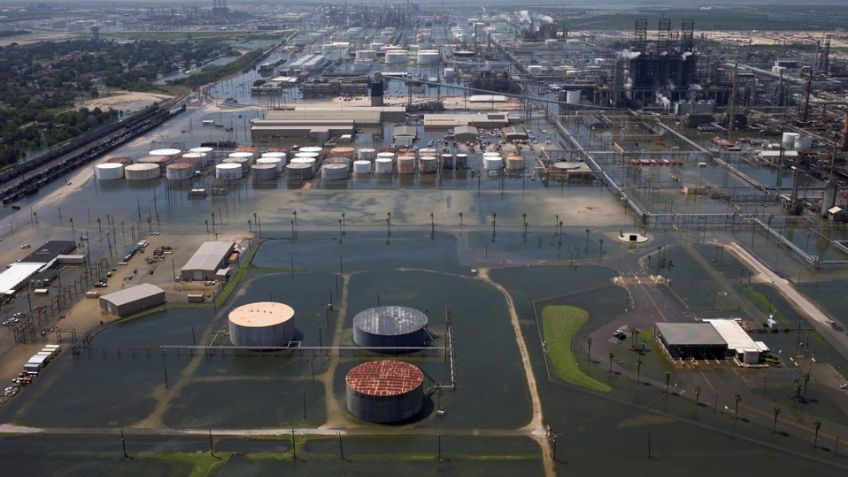 Estragos del huracán 'Ida': Petróleo se derrama en el Golfo de México; desconocen a dueños