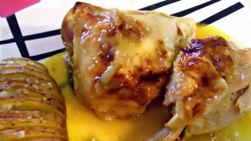 ¡Ideal para el Día de la Independencia! Impacta a tu familia con este rico pollo al aguamiel