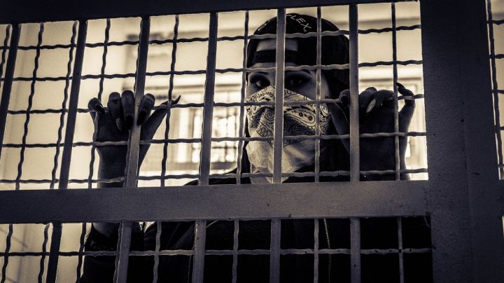 VIDEO: ¡De película! Seis hombres cavan un túnel con una cuchara oxidada para huir de prisión