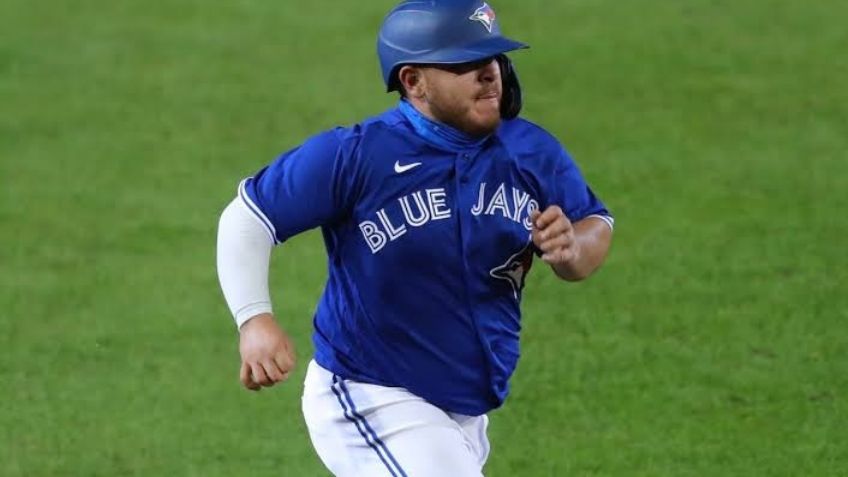 ¡Puro poder mexicano! Alejandro Kirk conecta par de jonrones ante los Yanquis