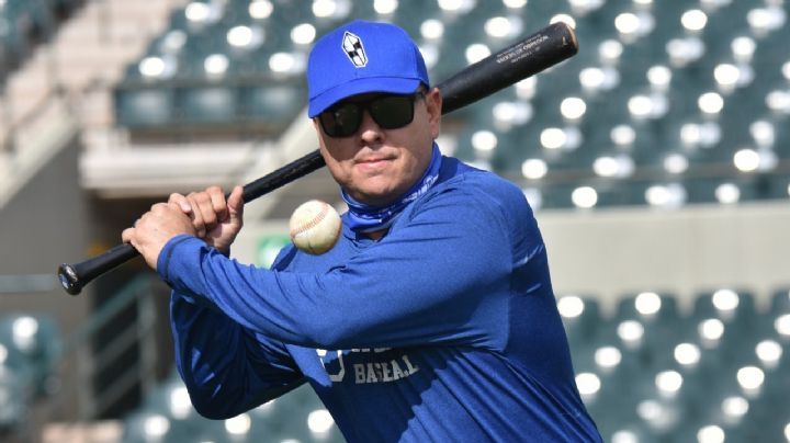 Se termina la paciencia: Los Yaquis de Obregón 'batean' a Sergio Omar Gastélum y le dan las gracias