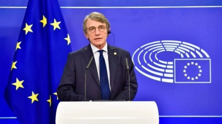 Parlamento europeo se viste de luto: Muere su presidente, David Salssosi
