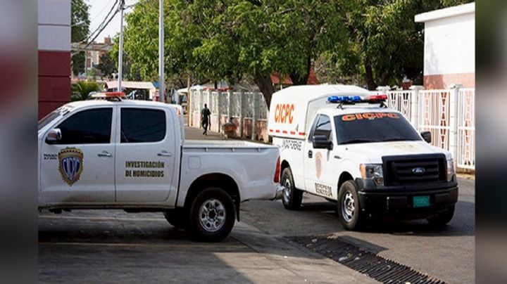 Maniatado y con indicios de tortura, localizan cadáver en arroyo de Michoacán