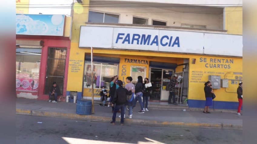 Por incremento de casos de Covid-19, ciudadanía abarrota las farmacias de Ciudad Obregón