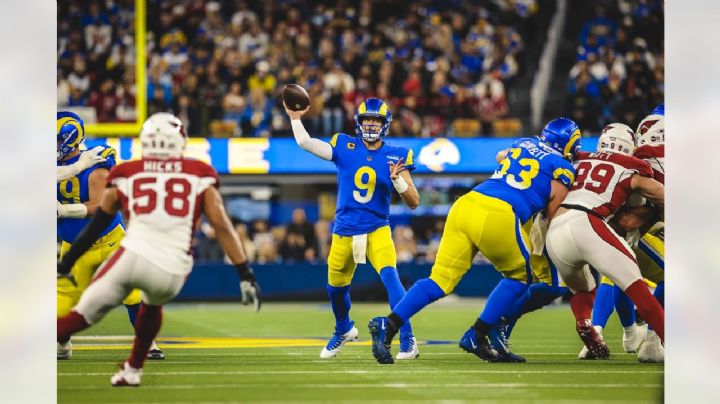 Los Carneros embisten a los Cardenales y avanzan a la ronda divisional de la NFL
