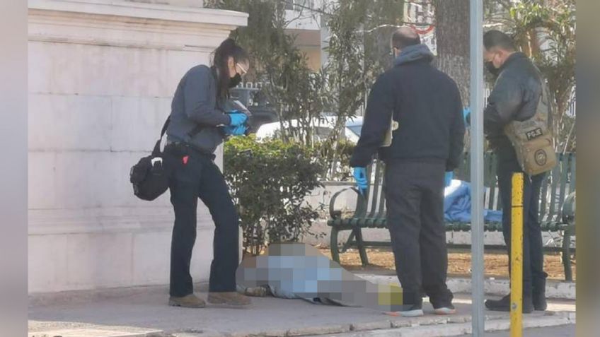 Frente a la Fiscalía de Chihuahua, dejan cuerpo con signos de violencia
