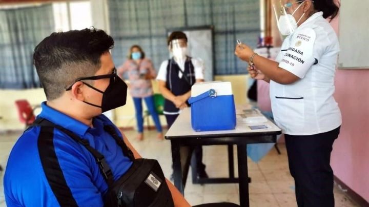 ¡Toma nota! Dosis de refuerzo contra el Covid-19 se aplicará a maestros a partir de este día