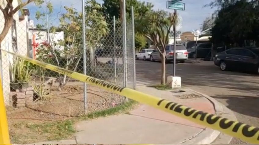Ciudad Obregón 'amanece' con un 'encobijado' tirado en plena calle; le dejaron un 'narcomensaje'