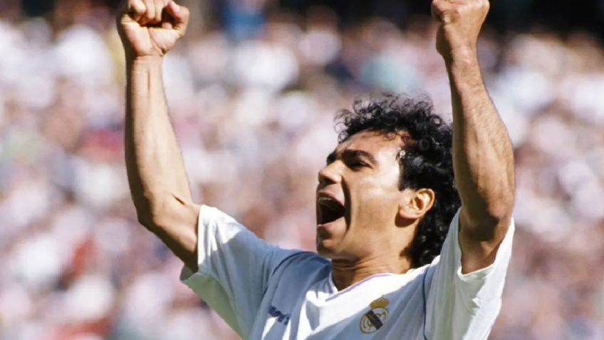 Hugo Sánchez en la lista de los mejores futbolistas de la historia; un argentino es el número 1