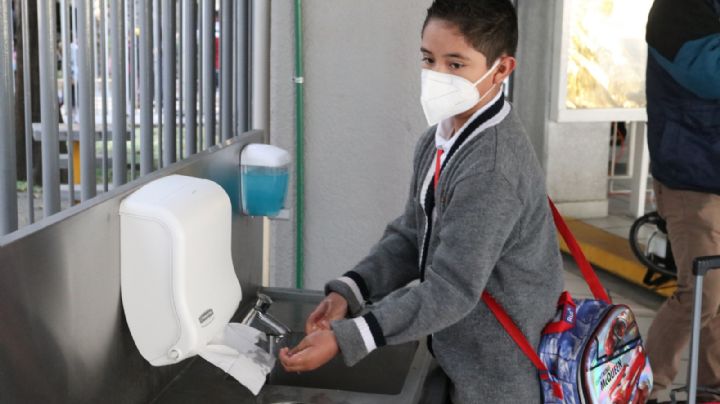 Se mantiene el uso de cubrebocas en las escuelas de nivel básico de la Ciudad de México