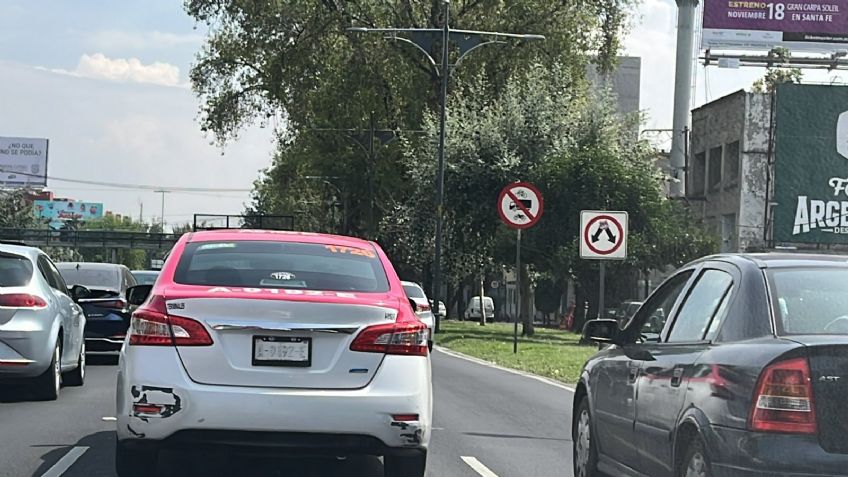Denuncian a taxistas de la CDMX por usar "placas fantasma" para evitar multas