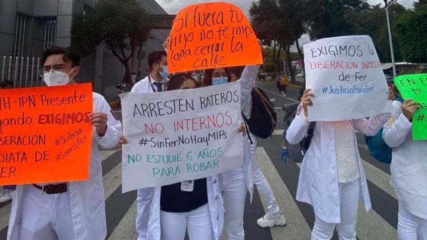 Luego de intensas protestas, interno del Hospital Regional 1° de Octubre del Issste queda en libertad