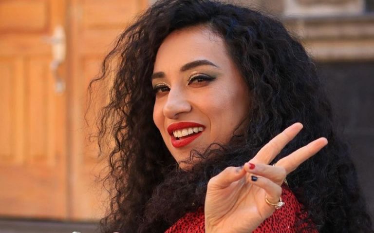 En la imagen, la cantante Flor Amargo. Foto: Internet