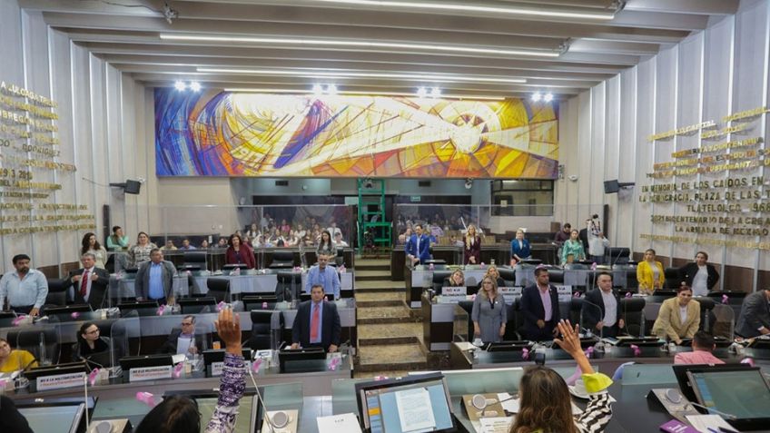 Congreso de Sonora avala reforma militar tras visita de secretario de Gobernación