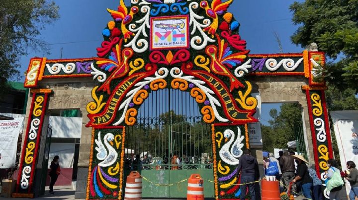 Por Día de Muertos implementan operativos en los panteones de la Miguel Hidalgo