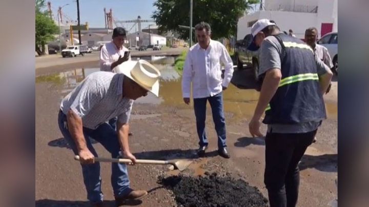 Lamarque Cano, alcalde de Cajeme, analiza el nuevo material para obras de bacheo